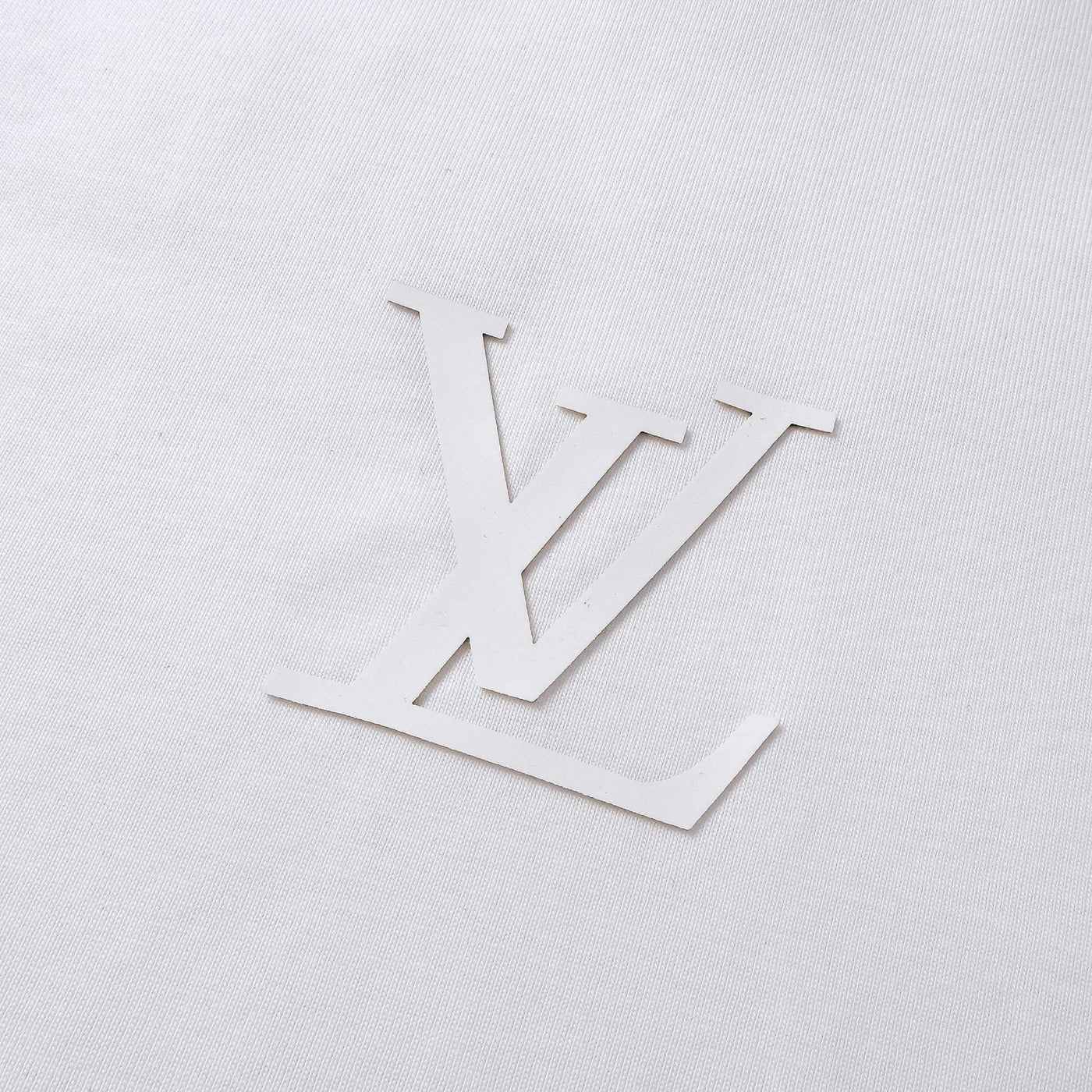 ТЕНИСКА LV OVERSIZE