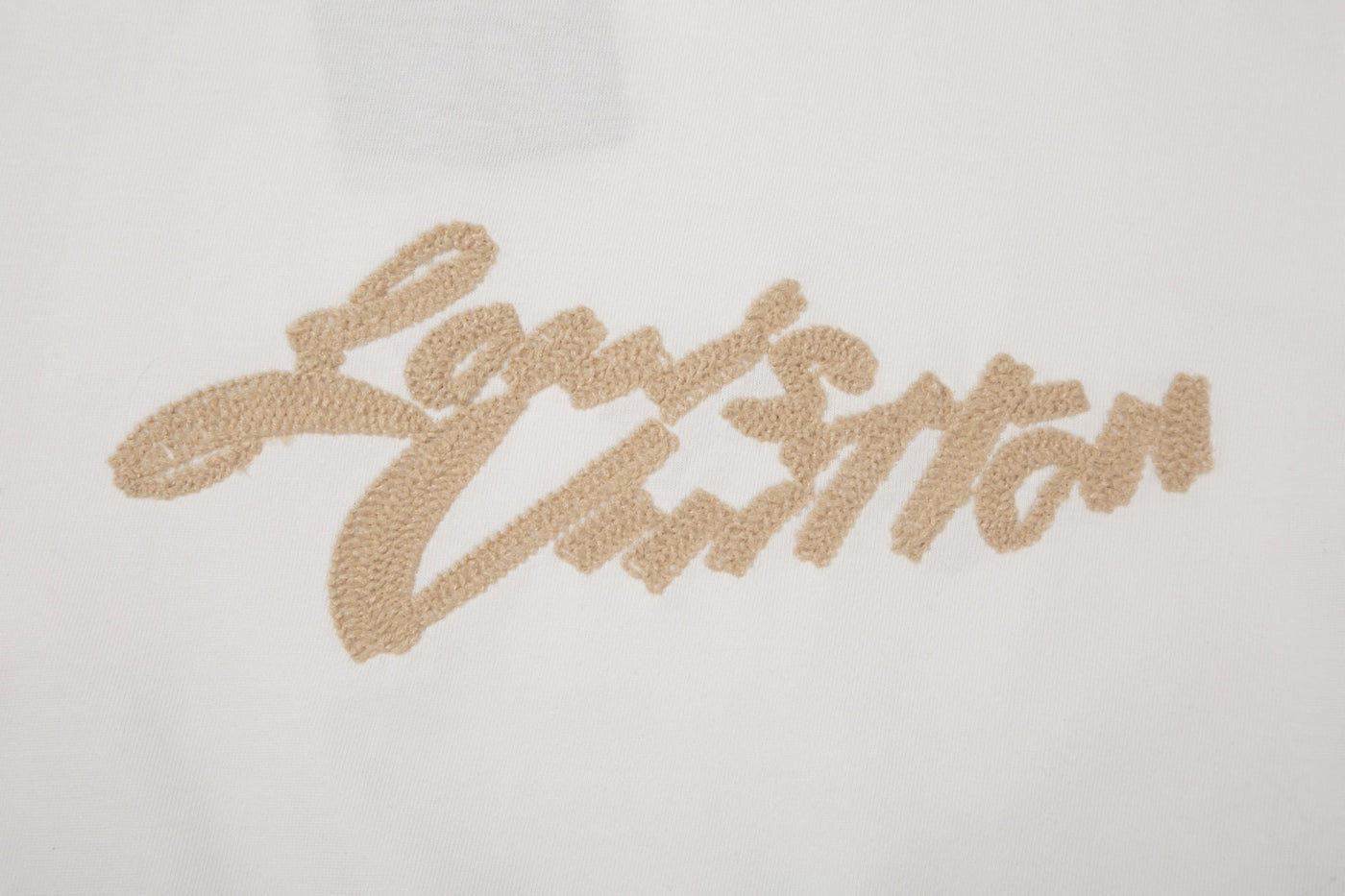 ТЕНИСКА LV OVERSIZE